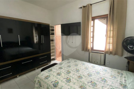 Casa à venda com 2 suítes no condomínio Village da Cachamorra, Rio de Janeiro - RJ
