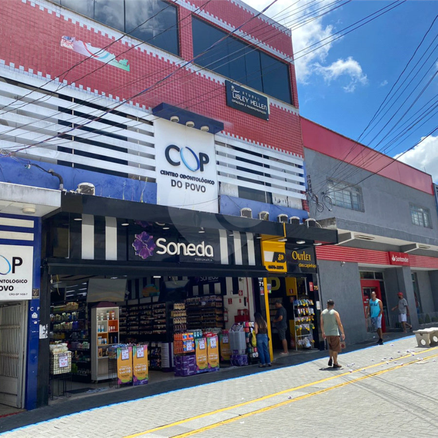 Sala para alugar em Vila Romanópolis, Ferraz de Vasconcelos, SP