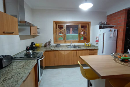Casa à venda ou para alugar com 3 quartos, sendo 1 suíte, no condomínio Paysage Noble, Vargem Grande Paulista - SP