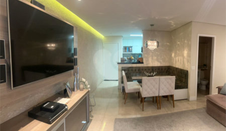 Apartamento à venda com 2 suítes em Parque Reboucas, São Paulo, SP