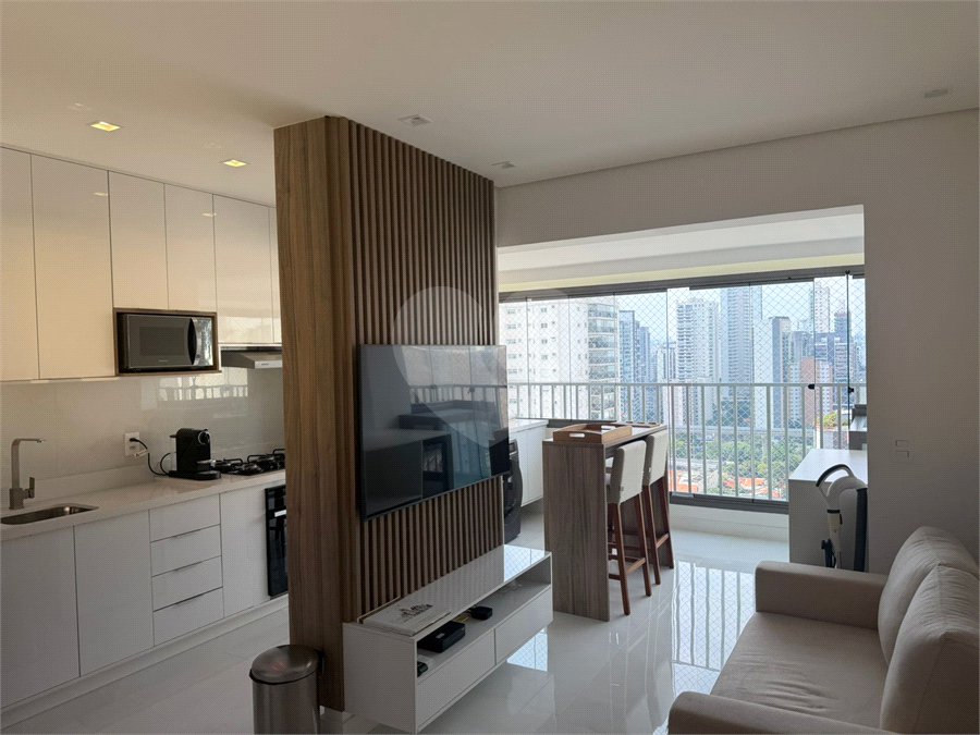 Apartamento à venda com 2 quartos, sendo 1 suíte, em Brooklin Paulista, São Paulo, SP