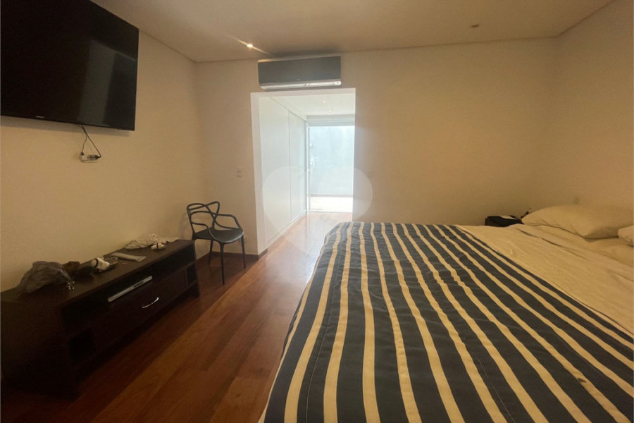 Sobrado à venda com 3 quartos, sendo 1 suíte, em Jardim São Paulo(zona Norte), São Paulo, SP