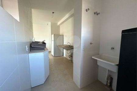 Apartamento à venda com 3 quartos, sendo 1 suíte, em Vila Macia, Itapetininga, SP