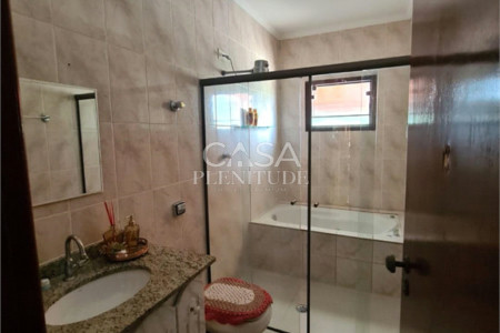 Casa em condomínio à venda com 4 quartos, sendo 3 suítes,  em Granja Olga II, Sorocaba, SP