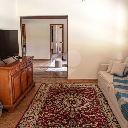 Sítio à venda com 4 quartos, sendo 2 suítes, em Jardim Guaçu, São Roque, SP