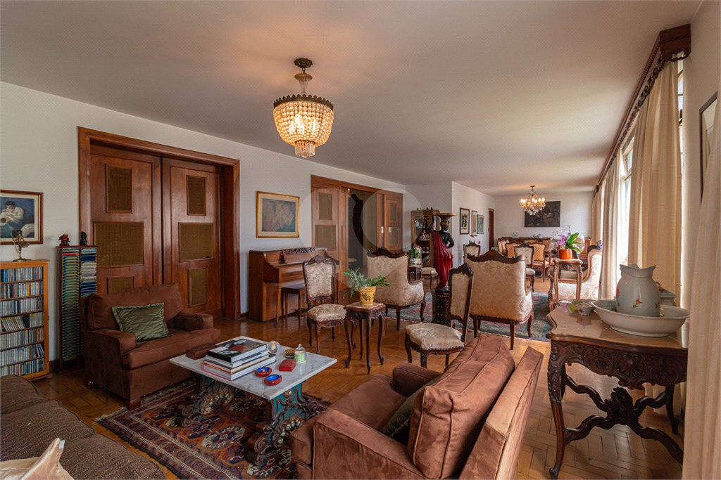 Apartamento à venda com 3 quartos, sendo 1 suíte, em Jardim Paulista, São Paulo, SP