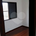 Sobrado à venda com 4 quartos, sendo 1 suíte, em Vila Nova Cachoeirinha, São Paulo, SP