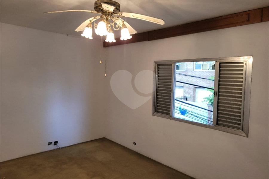Sobrado à venda com 4 quartos em Santana, São Paulo, SP