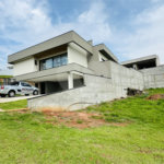 Casa à venda com 3 suítes no condomínio Santa Isabel I, Louveira - SP