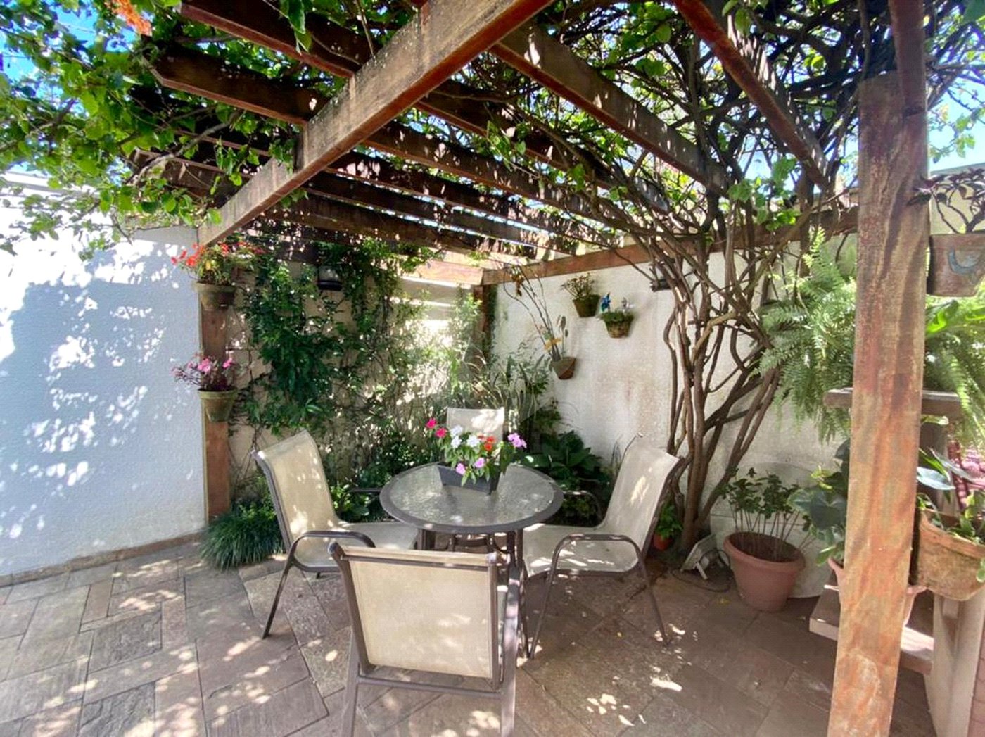 Casa à venda com 4 suítes no condomínio Maison Montparnasse, São Paulo - SP