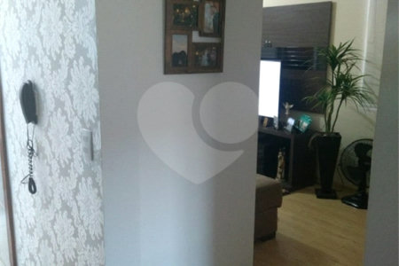 Apartamento com 2 dormitórios