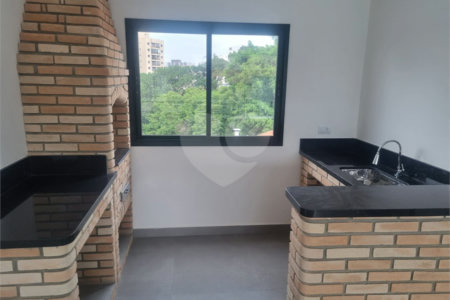 Sobrado à venda com 3 quartos, sendo 1 suíte, em Vila São Paulo, São Paulo, SP