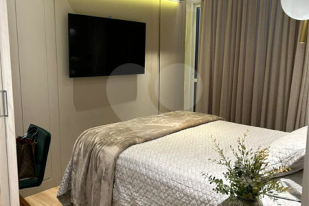 Apartamento à venda com 3 quartos, sendo 1 suíte, em Vila Anastácio, São Paulo, SP