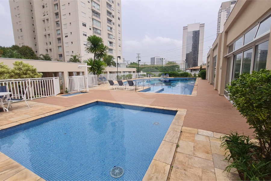 Apartamento à venda com 2 quartos, sendo 1 suíte,  em Barra Funda, São Paulo, SP