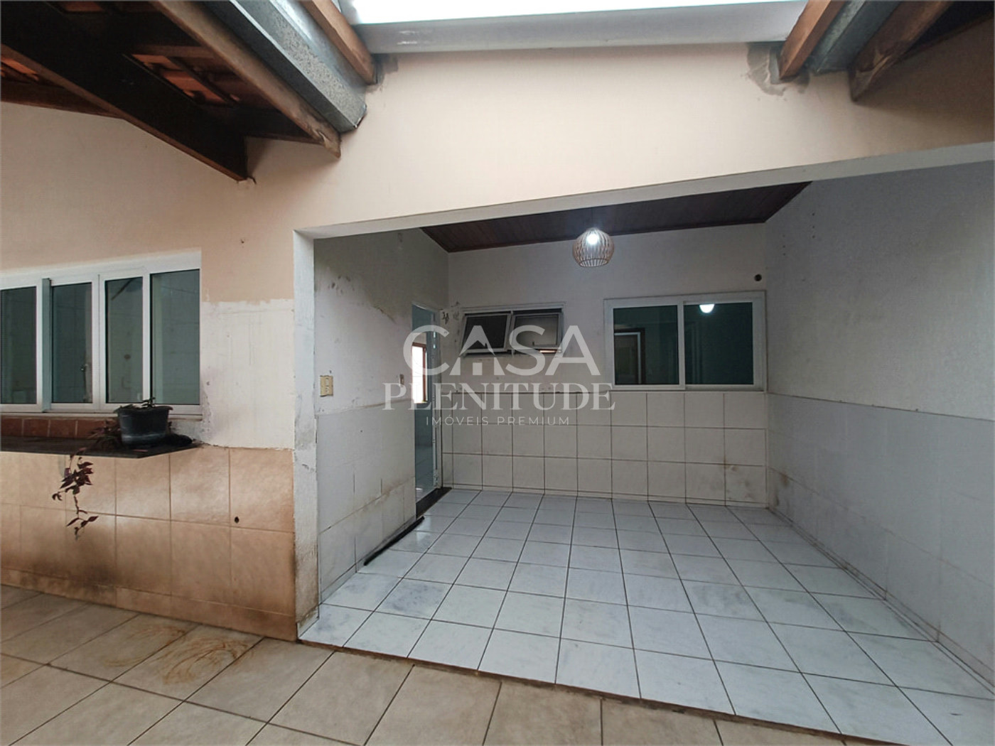 Casa à venda com 4 quartos, sendo 2 suítes, em Jardim Residencial Deolinda Guerra, Sorocaba, SP