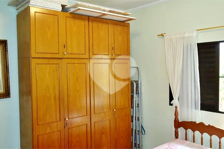 Sobrado à venda com 3 quartos, sendo 1 suíte, em Parada Inglesa, São Paulo, SP