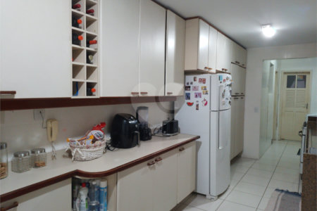 Apartamento à venda com 4 quartos, sendo 1 suíte, em Tijuca, Rio de Janeiro, RJ