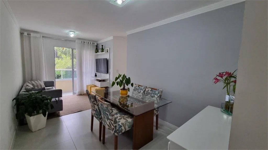 Apartamento à venda com 3 quartos, sendo 1 suíte, em Jardim Esmeralda, São Paulo, SP