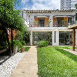 Casa para alugar com 5 quartos, sendo 2 suítes, em Brooklin, São Paulo, SP