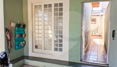 Casa à venda com 2 quartos em Conjunto Habitacional Ana Paula, Mogi das Cruzes, SP