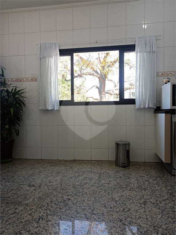 Sobrado à venda com 5 quartos, sendo 4 suítes,  em Rolinópolis, São Paulo, SP