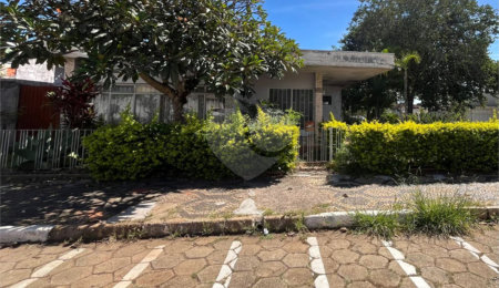 Casa à venda com 4 quartos, sendo 1 suíte,  em Vila Rosa, Itapetininga, SP