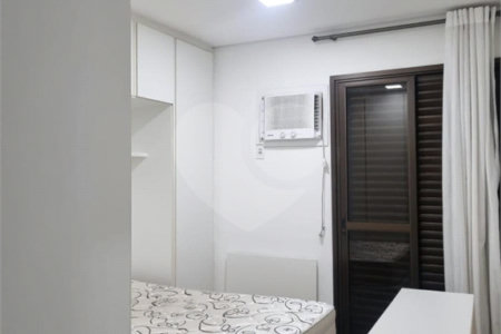 Flat à venda com 1 suíte em Moema, São Paulo, SP