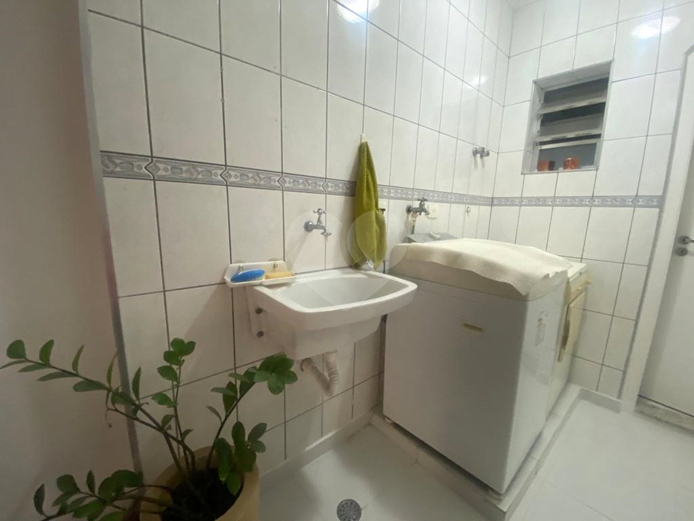 Casa à venda com 4 quartos, sendo 2 suítes, em Parada Inglesa, São Paulo, SP