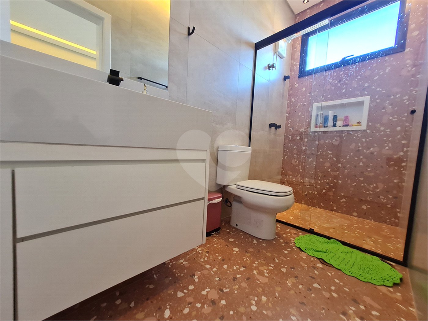 Casa à venda com 3 quartos, sendo 2 suítes, no condomínio Horizontes de Sorocaba, Sorocaba - SP