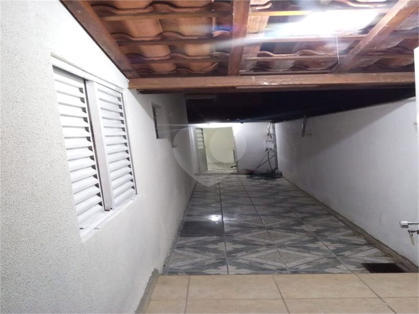 Casa à venda com 4 quartos, sendo 2 suítes,  no condomínio Villagio Colinas do Sol, Sorocaba - SP