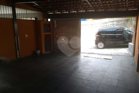 Casa à venda com 3 quartos, sendo 1 suíte,  em Parque Ipê, São Paulo, SP