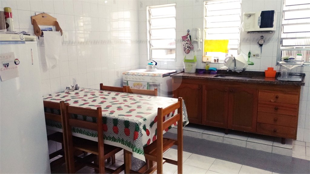 Casa à venda com 4 quartos, sendo 2 suítes,  em Vila Romero, São Paulo, SP