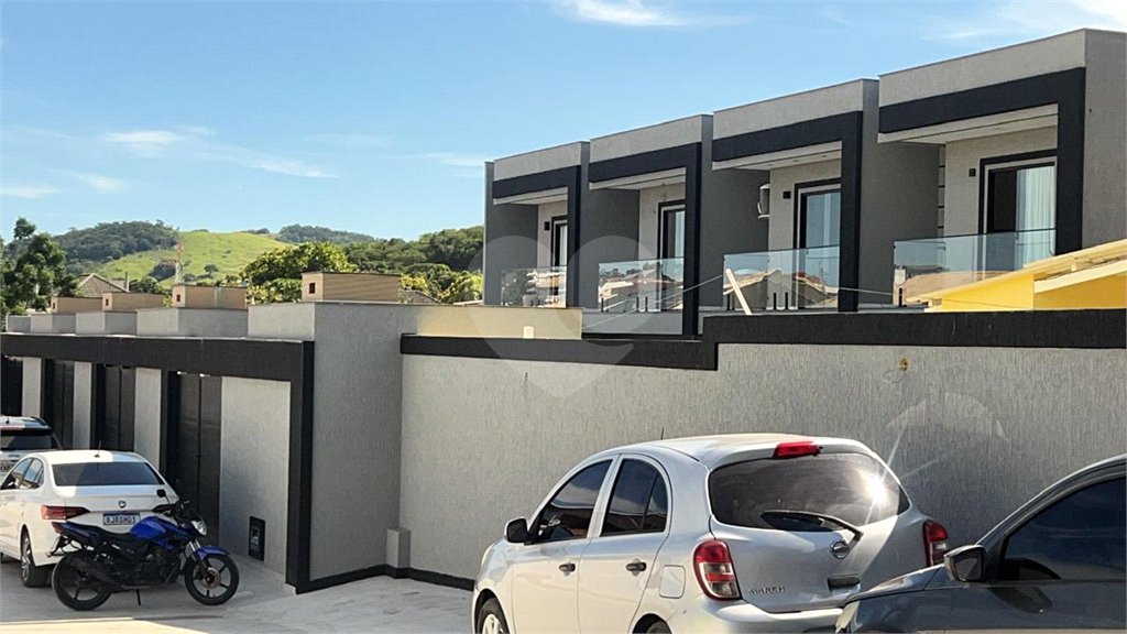 Casa à venda com 2 suítes no condomínio Villaggio Residenziale Di Lucas, Rio de Janeiro - RJ