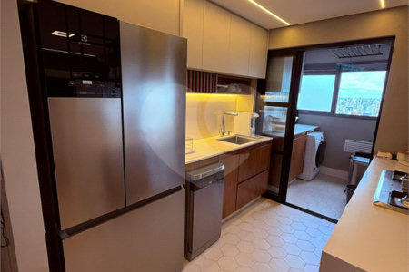 Apartamento à venda com 3 quartos, sendo 1 suíte, em Vila Mariana, São Paulo, SP