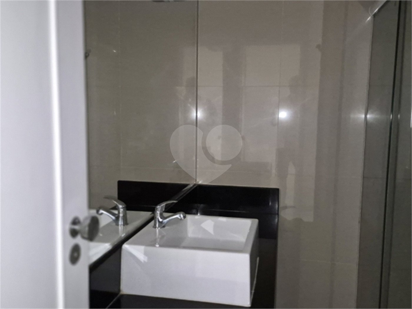 Apartamento à venda com 3 quartos, sendo 1 suíte,  em Santana, São Paulo, SP