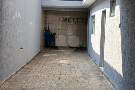 Casa à venda com 4 quartos, sendo 1 suíte, em Jardim Rosa de Franca, Guarulhos, SP