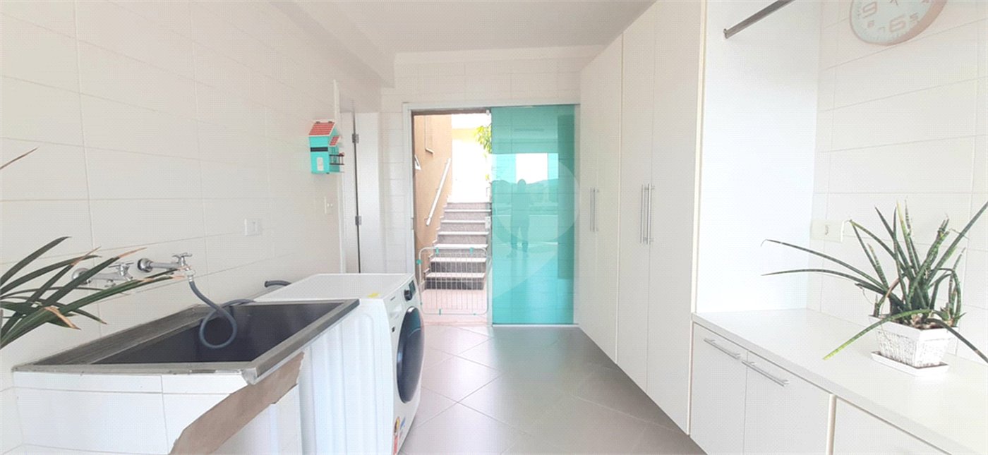 Sobrado à venda com 4 quartos, sendo 2 suítes, em Tucuruvi, São Paulo, SP