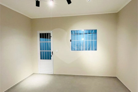 Sobrado à venda com 3 quartos em Campo Belo, São Paulo, SP