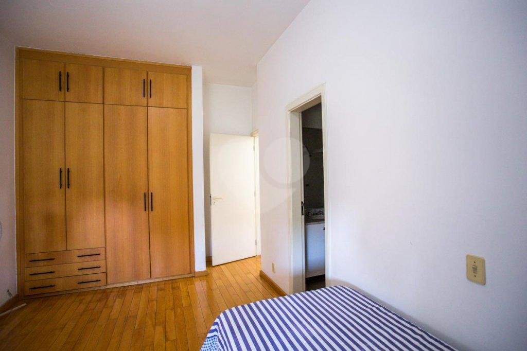Apartamento à venda com 4 suítes em Jardim Fonte do Morumbi, São Paulo, SP