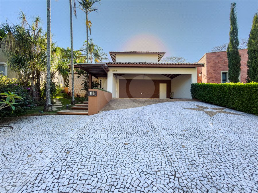 Casa à venda com 4 suítes no condomínio Villa Borghese, Indaiatuba - SP