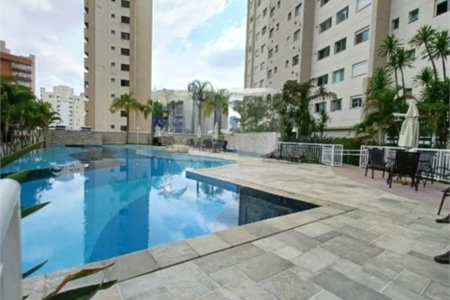 Apartamento à venda com 3 suítes em Vila Suzana, São Paulo, SP