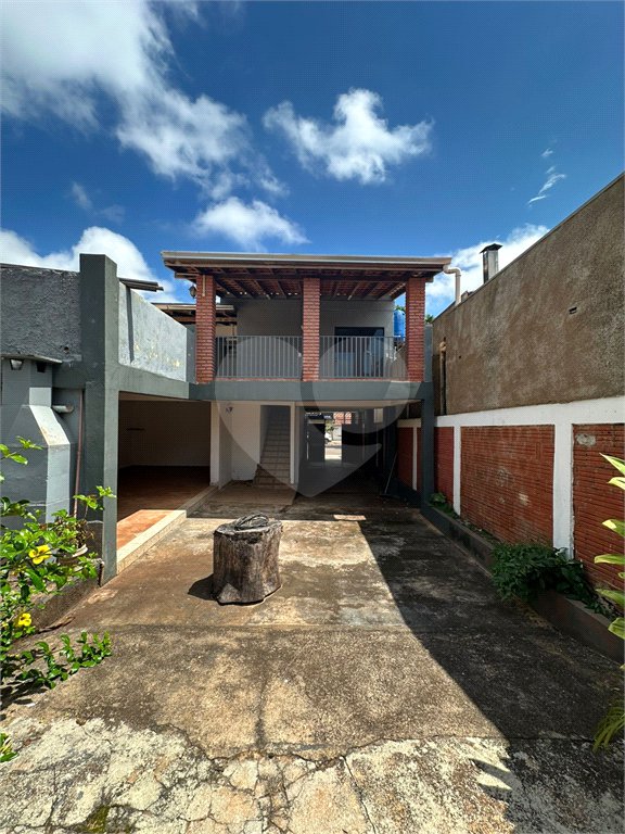 Sobrado à venda ou para alugar com 4 quartos, sendo 2 suítes, em Vila Lacíria, Ponta Porã, MS