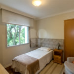 Apartamento à venda com 3 quartos, sendo 2 suítes, em Alto da Boa Vista, São Paulo, SP