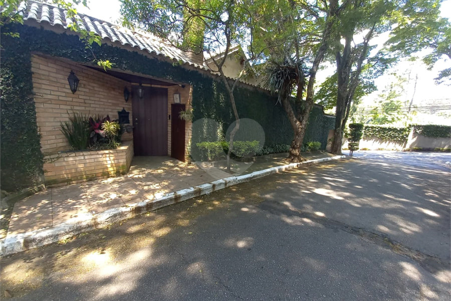 Sobrado à venda com 4 suítes em Tremembé, São Paulo, SP