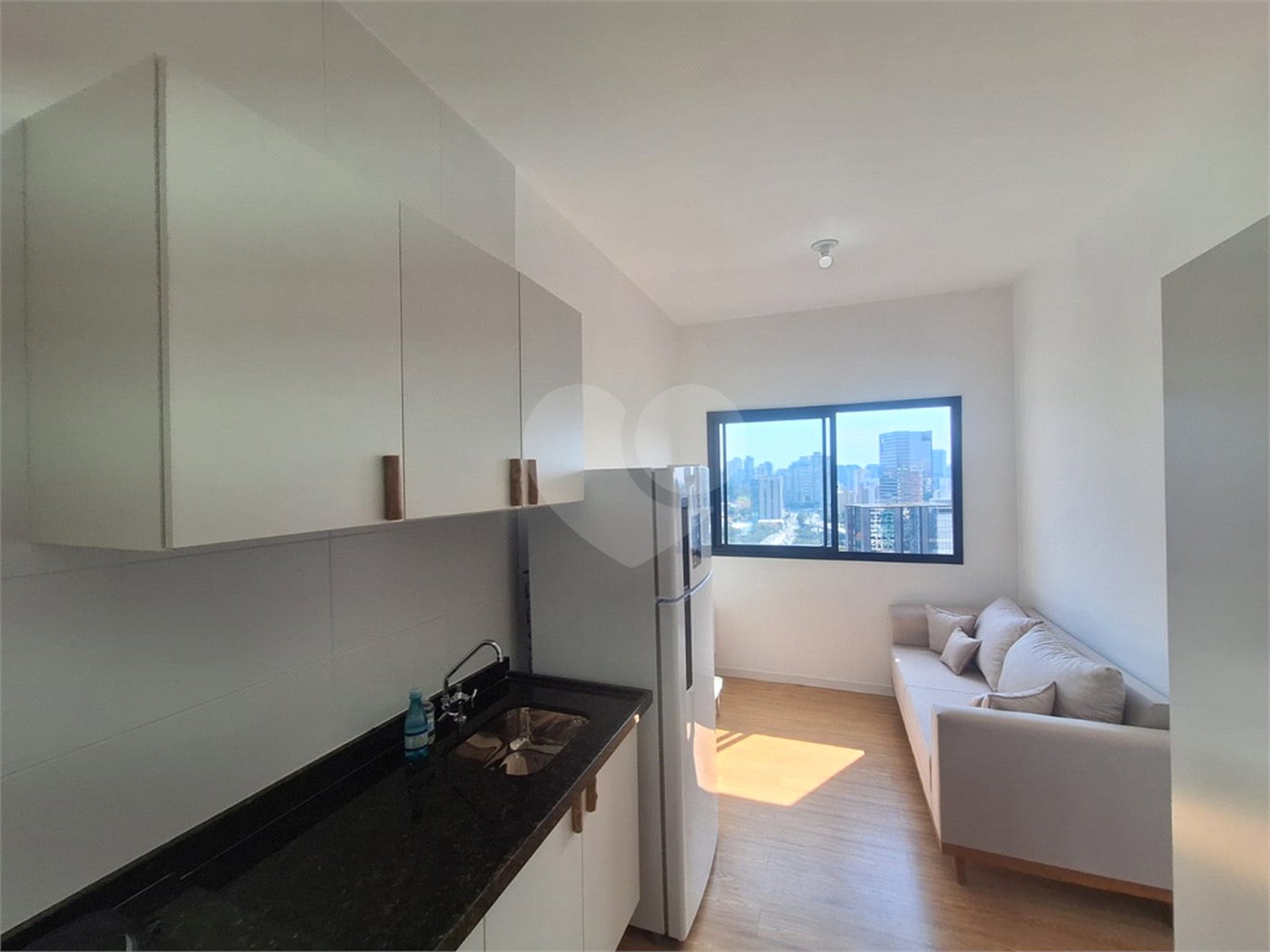 Apartamento para alugar com 1 suíte em Pinheiros, São Paulo, SP