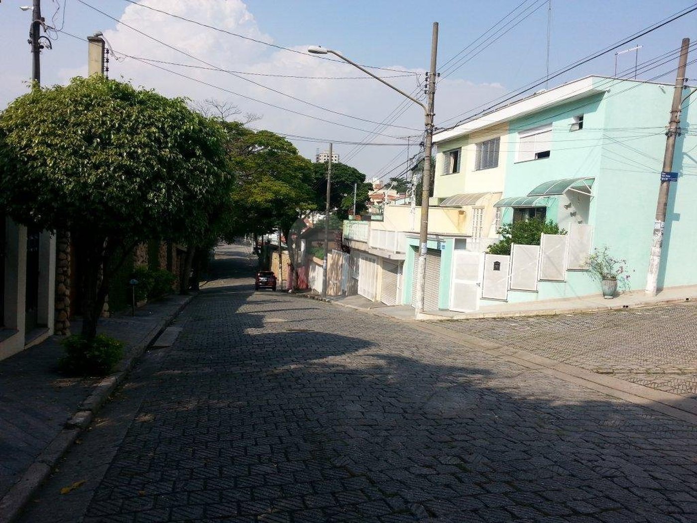Sobrado à venda com 3 quartos, sendo 1 suíte, em Vila Galvão, Guarulhos, SP