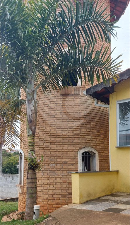 Chácara para alugar com 5 quartos, sendo 3 suítes, em Jardim Estância Brasil, Atibaia, SP