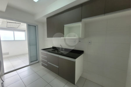 Apartamento à venda com 3 quartos, sendo 1 suíte, em Barra Funda, São Paulo, SP