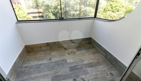 Apartamento à venda com 3 quartos, sendo 2 suítes,  em Vila Andrade, São Paulo, SP