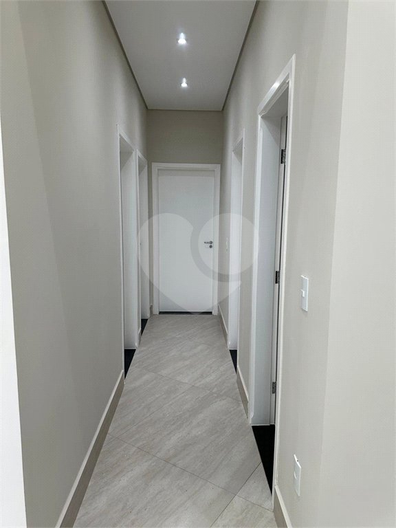 Casa à venda com 3 quartos, sendo 1 suíte, no condomínio Vila Rica, Indaiatuba - SP